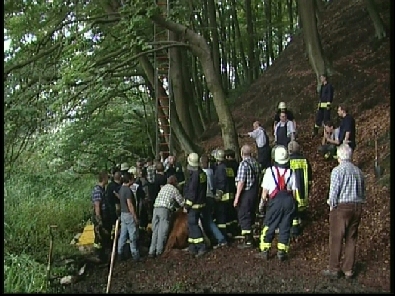 Die_Rettung_verlief_erfogreich_119_.jpg, 27.08.2006, 112 kB